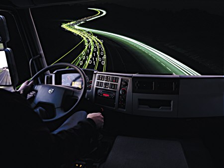 The Safespot EU project develops technology that in the future will help prevent accidents in traffic queues, road-works and crossroads.  Photo: Volvo Trucks